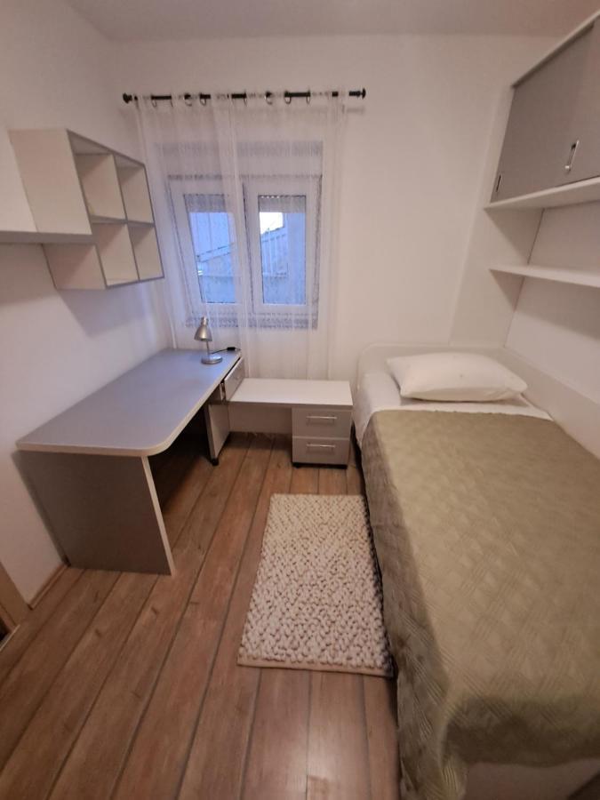 Apartment Mira Шибеник Экстерьер фото